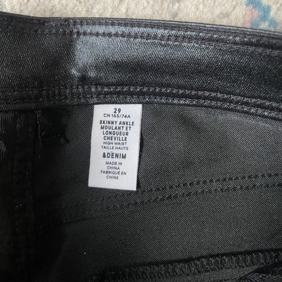 BNWT Skinny Patent Leather Pants - Picture 4 of 4